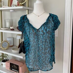 Princess Vera Wang Teal Leopard Print Blouse Size M